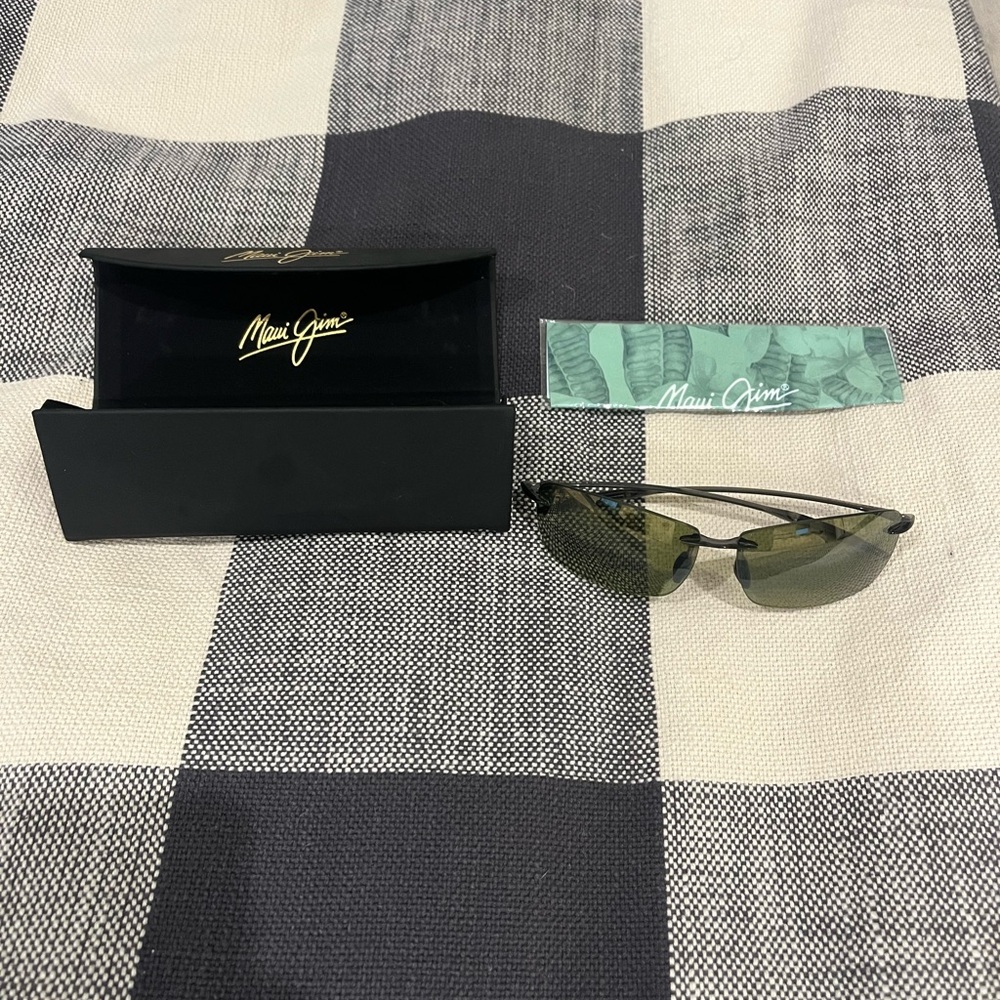 Maui Jim Sunglasses with Gray Frame and Dark Lenses